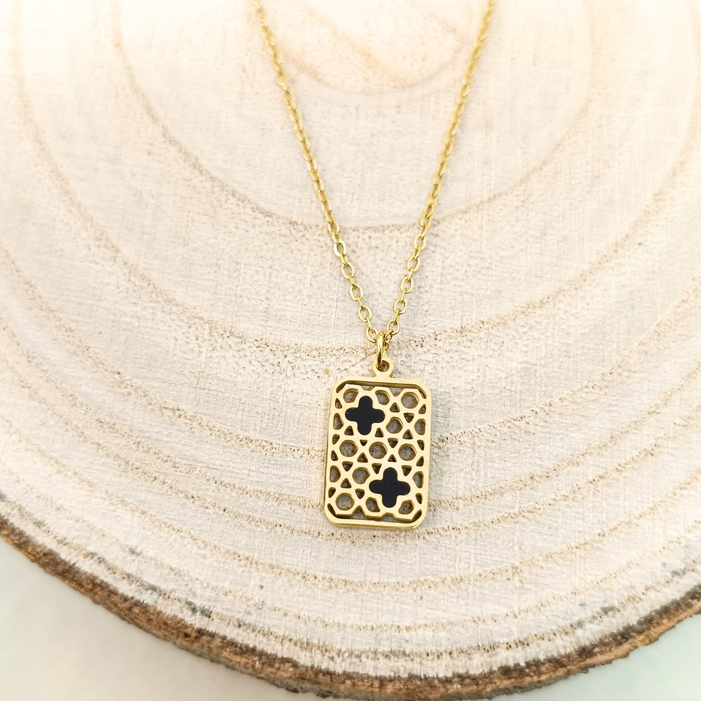 Golden Lattice Square Pendant Necklace